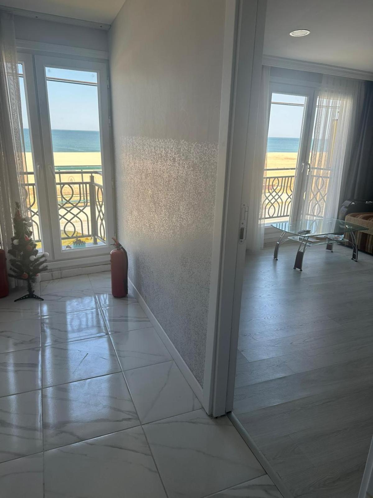 Holiday Beach Hotel Arnavutkoy Buitenkant foto