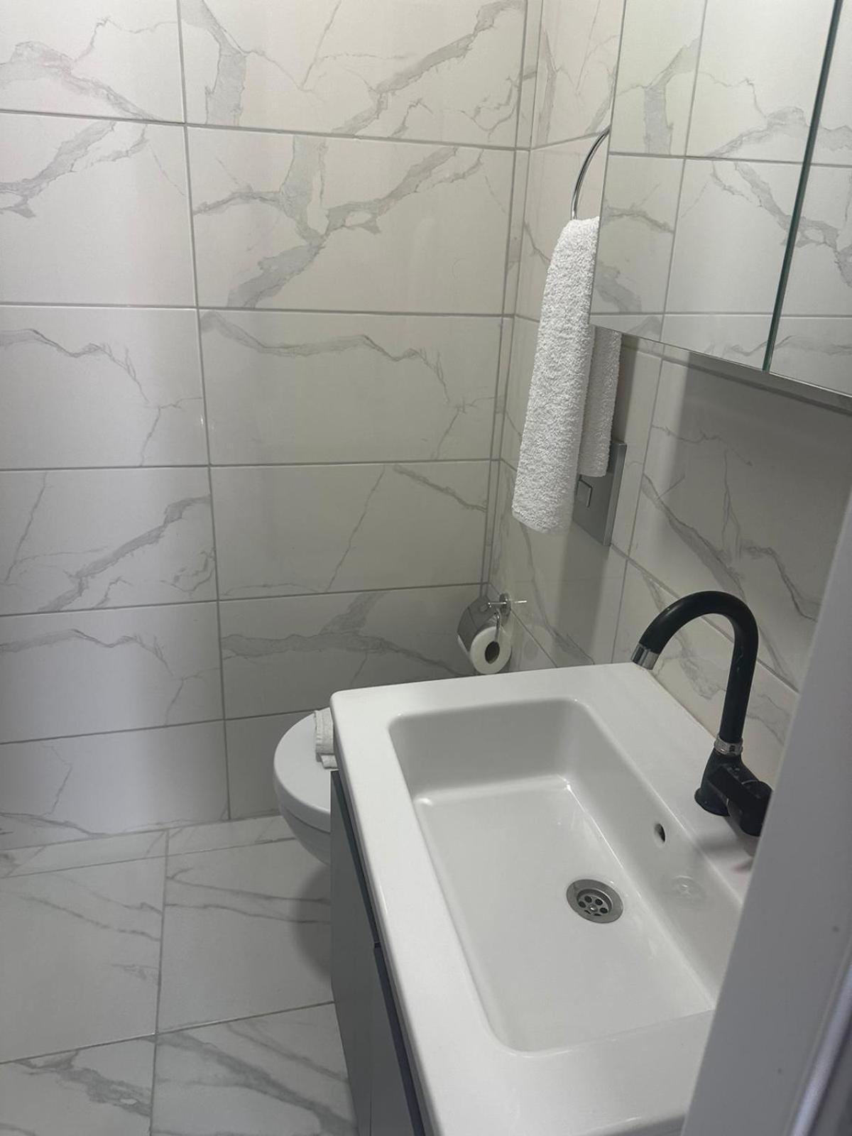 Holiday Beach Hotel Arnavutkoy Buitenkant foto